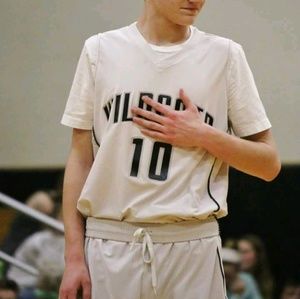 Meet your Posher, Ethan